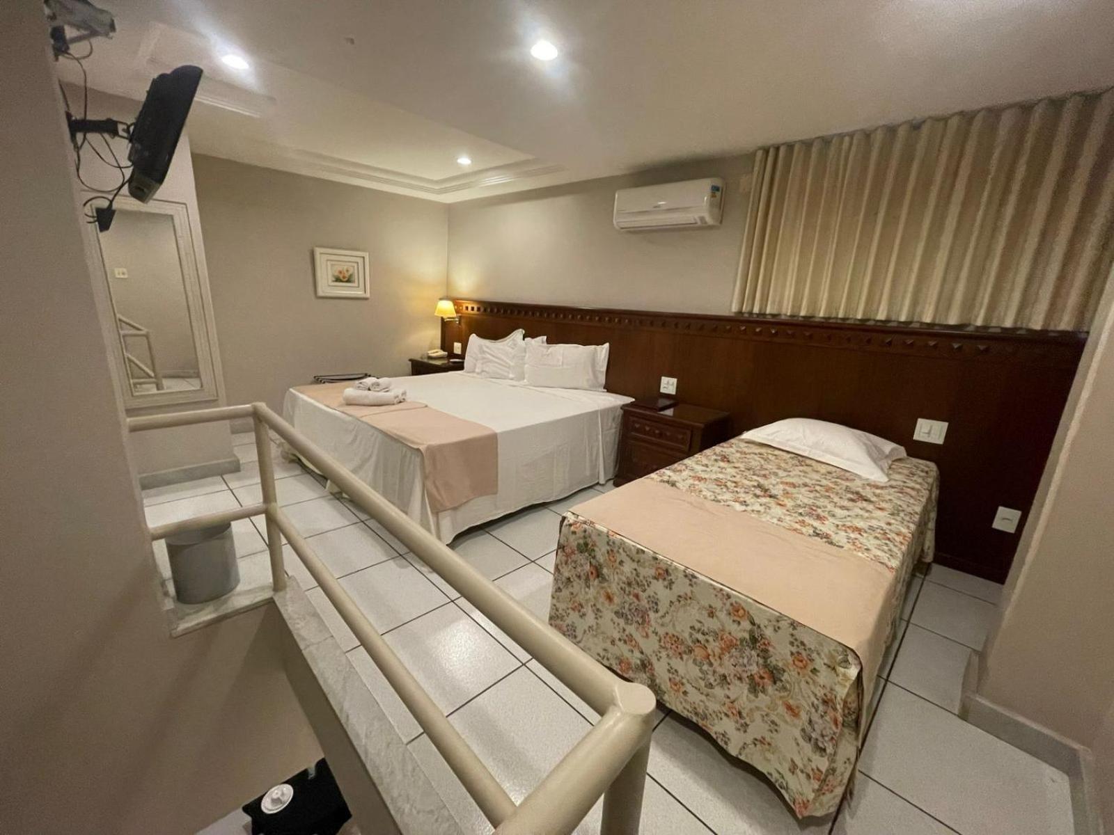 Vicenza Apart Hotel เซาโจเอา เดล เฮย์ ภายนอก รูปภาพ
