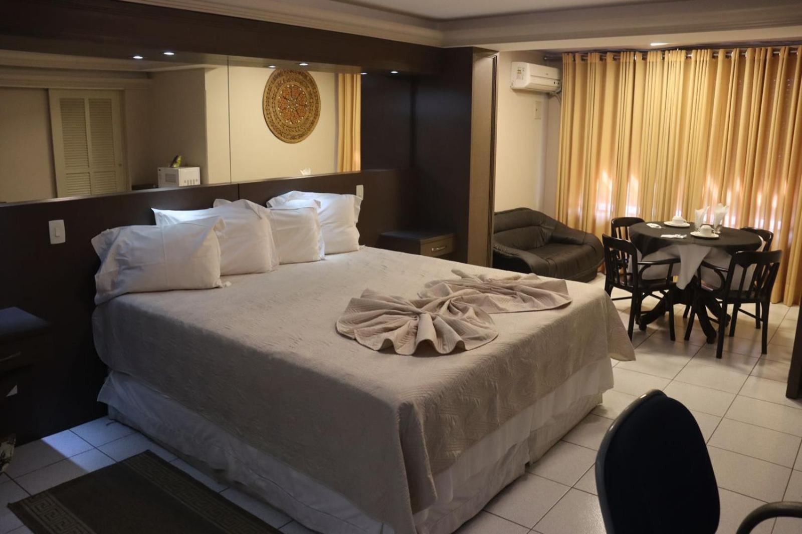Vicenza Apart Hotel เซาโจเอา เดล เฮย์ ภายนอก รูปภาพ